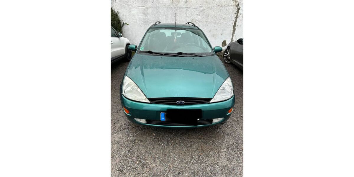 Ford Focus 260.000 km 1.149 &euro; Lüdenscheid 58511