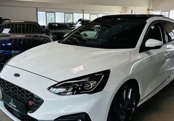 Ford Focus 72.000 km 23.990 &euro; Lüdenscheid 58507