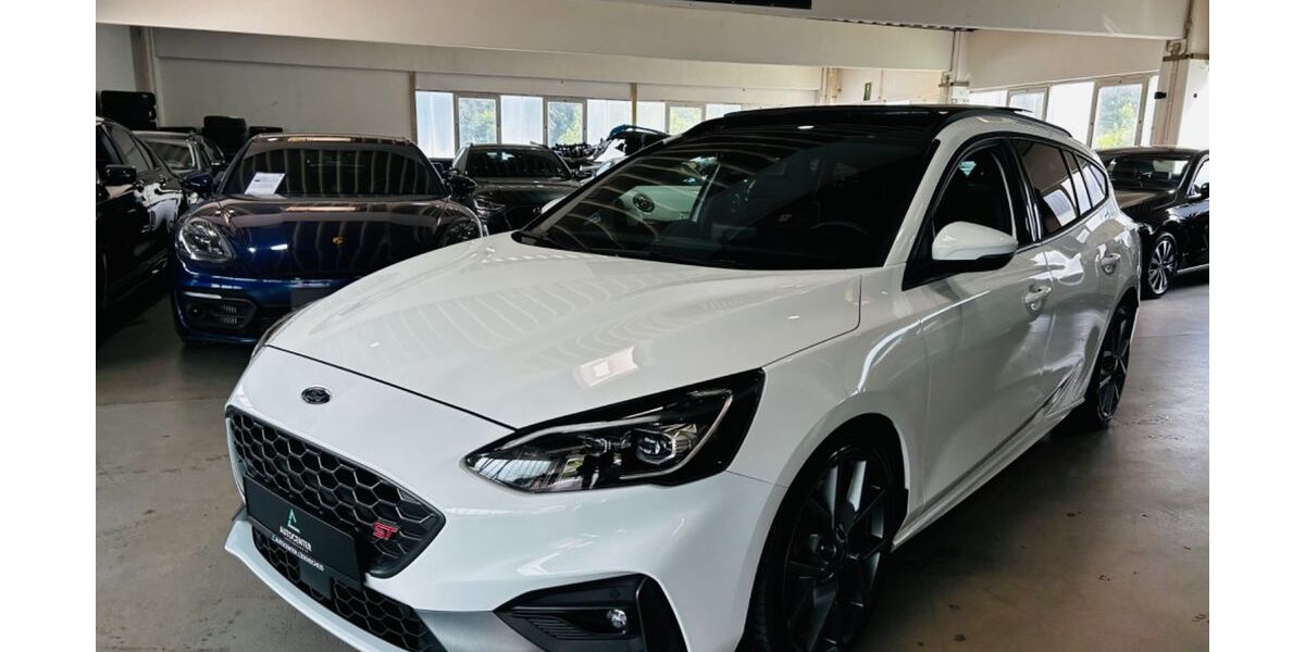 Ford Focus 72.000 km 23.990 &euro; Lüdenscheid 58507