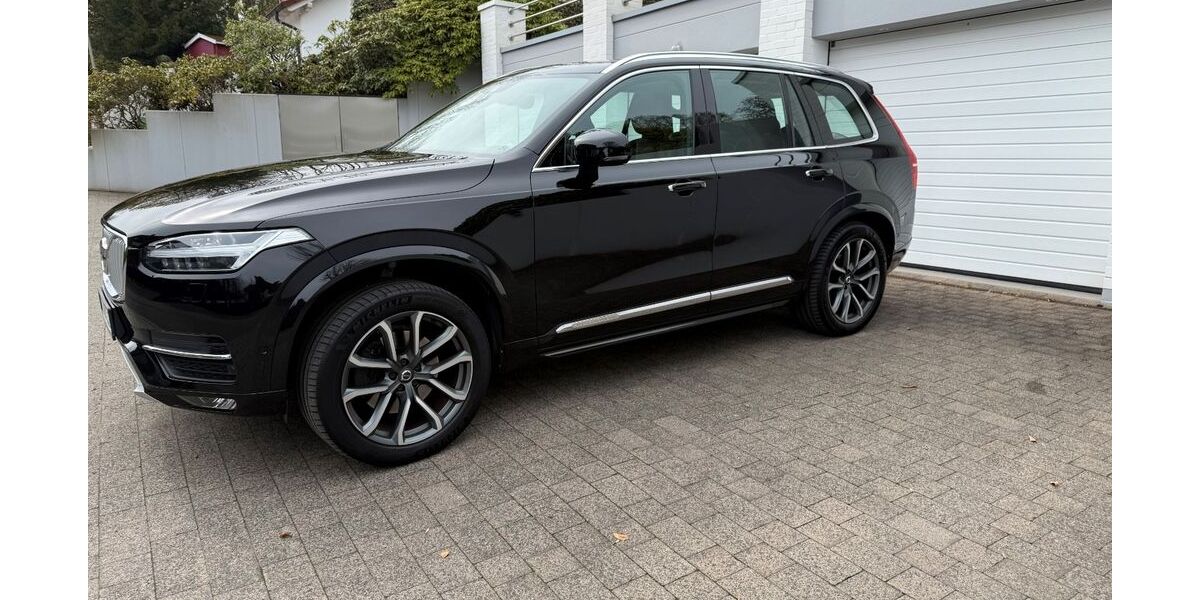 Volvo XC90 181.000 km 26.000 &euro; Gummersbach 51643
