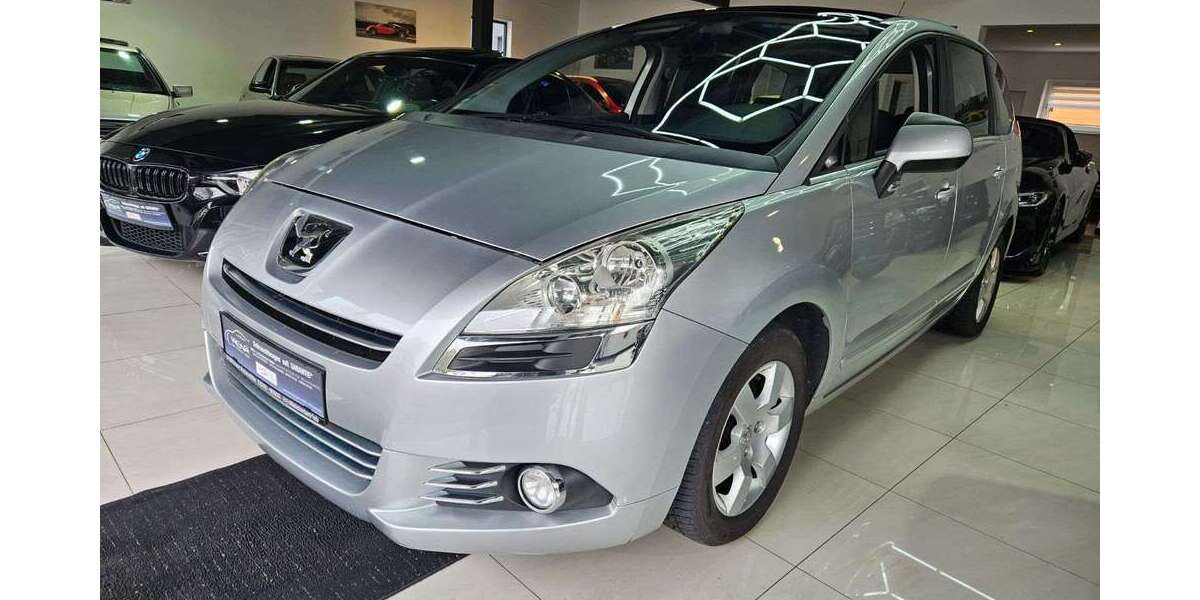 Peugeot 5008 195.086 km 2.999 &euro; Altena 58762