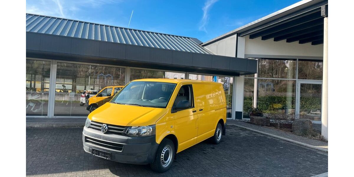 VW T5 Transporter 92.000 km 9.950 &euro; Finnentrop 57413