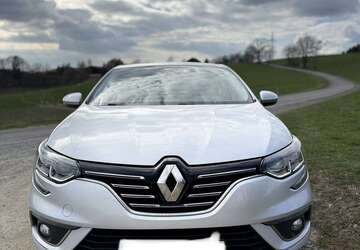 Renault Megane 131.500 km 8.500 &euro; Reichshof 51580