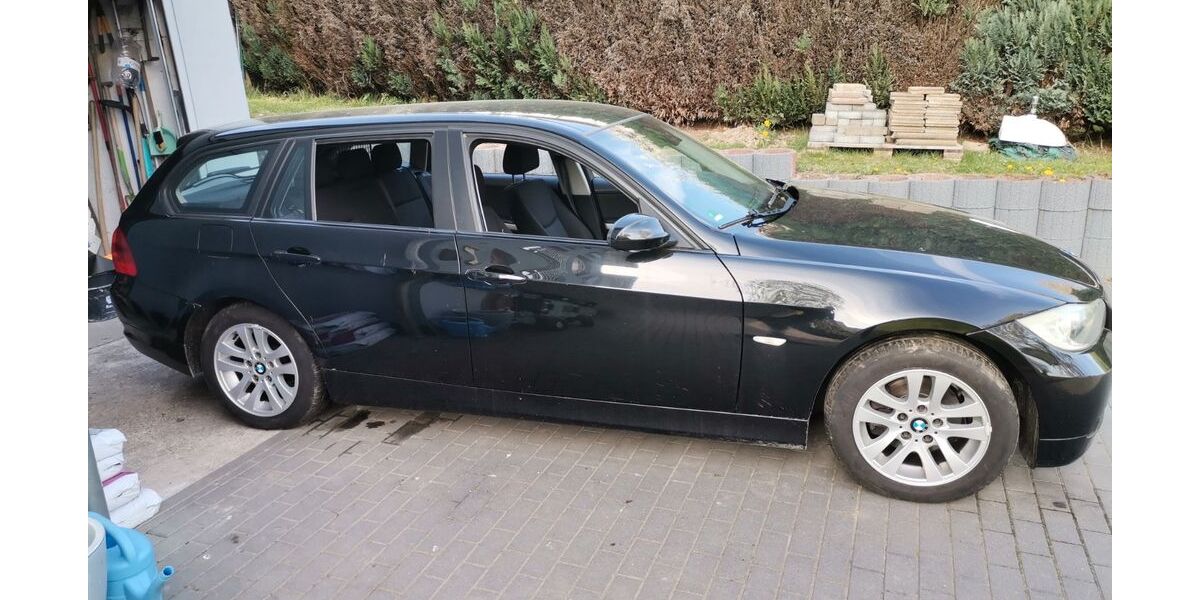 BMW 318 260.000 km 3.000 &euro; Lindlar 51789