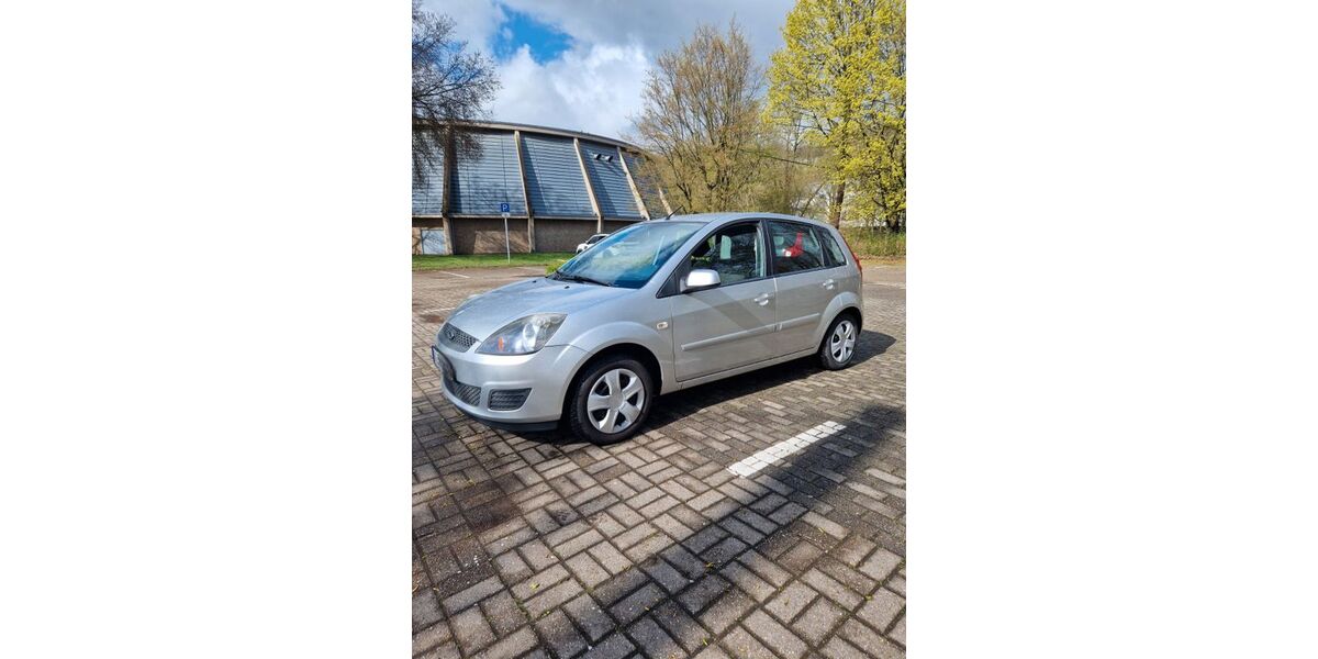 Ford Fiesta 133.800 km 2.250 &euro; Hagen 58089