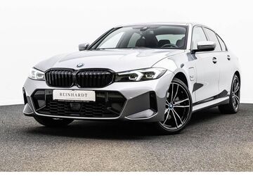 BMW 330 87.183 km 34.465 &euro; Hagen 58091