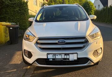Ford Kuga 105.217 km 17.250 &euro; Olpe 57462