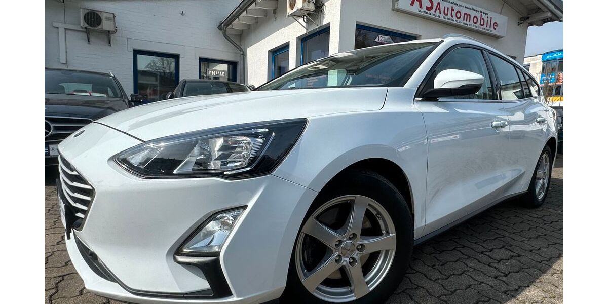Ford Focus 154.000 km 10.949 &euro; Gummersbach (Zwischen Toom Markt und ATU) 51645