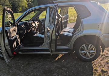Hyundai TUCSON 202.000 km 3.100 &euro; Finnentrop 57413