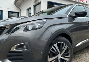Peugeot 3008 100.000 km 17.949 &euro; Gummersbach (Zwischen Toom Markt und ATU) 51645