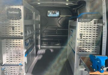 Ford Transit Custom 232.000 km 9.900 &euro; Finnentrop 57413