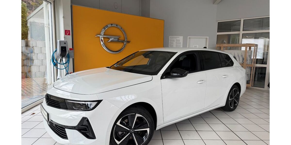 Opel Astra 4.784 km 20.497 &euro; Olpe 57462