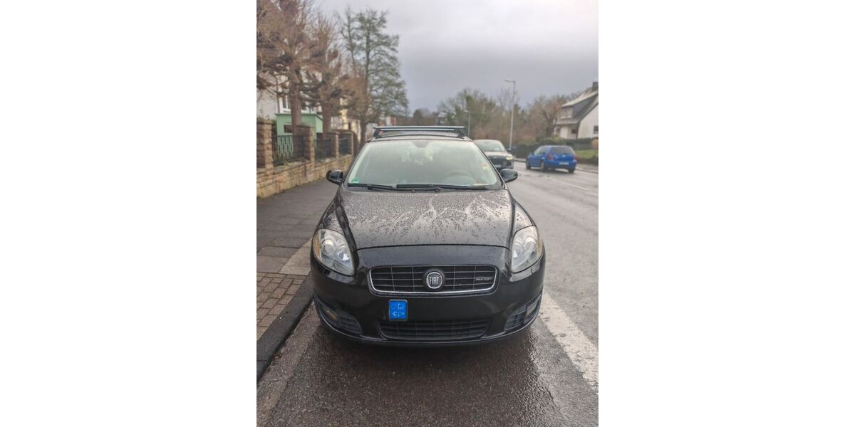 Fiat Croma 180.000 km 2.600 &euro; Hagen 58091