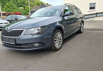 Skoda Superb 112.344 km 14.999 &euro; Plettenberg-Lettmecke 58840