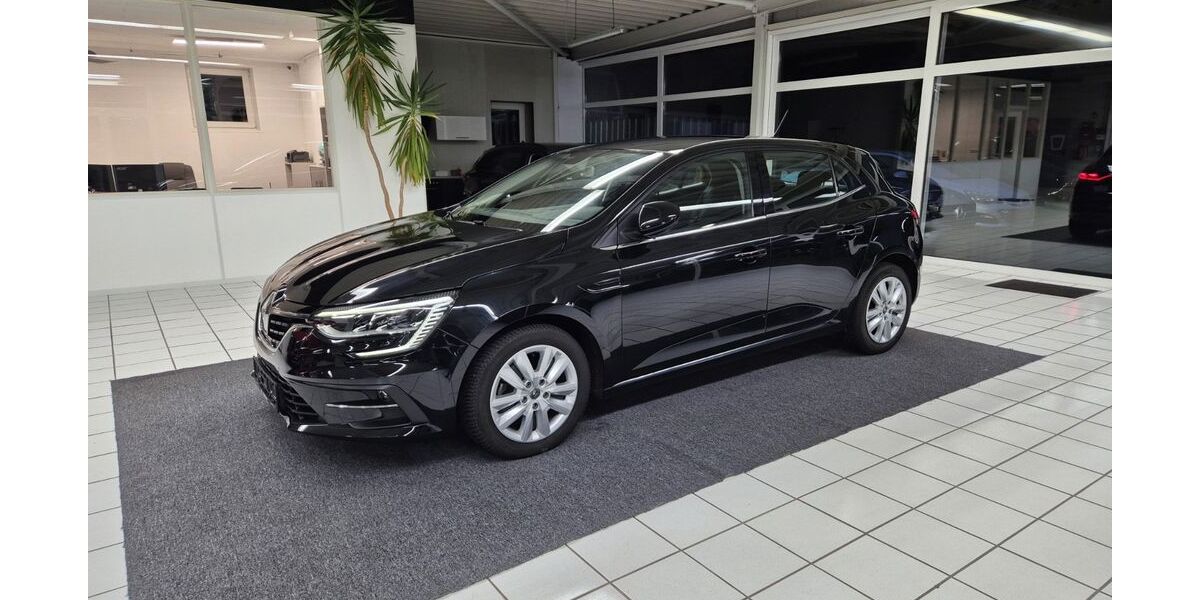 Renault Megane 83.771 km 13.490 &euro; Attendorn 57439