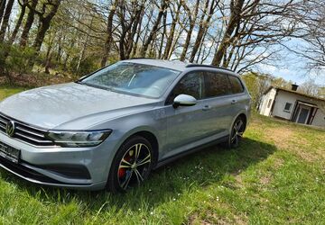 VW Passat 68.000 km 22.600 &euro; Gummersbach 51643
