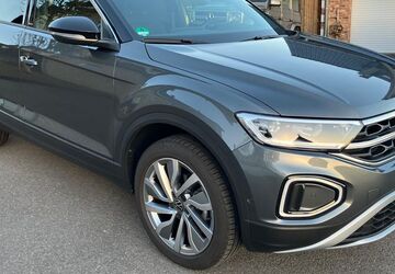 VW T-Roc 9.500 km 26.999 &euro; Gummersbach 51647