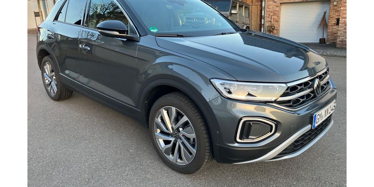 VW T-Roc 9.500 km 27.450 &euro; Gummersbach 51647