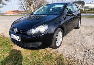 VW Golf 89.000 km 4.990 &euro; Schalksmühle 58579