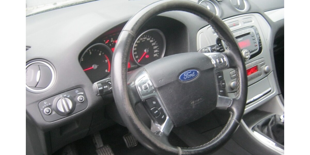 Ford Mondeo 259.000 km 2.999 &euro; Bergneustadt 51702