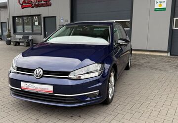 VW Golf 108.000 km 14.990 &euro; Finnentrop 57413