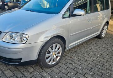 VW Touran 296.000 km 1.799 &euro; Altena 58762