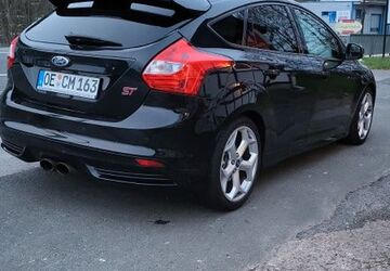 Ford Focus 186.000 km 9.200 &euro; Finnentrop 57413