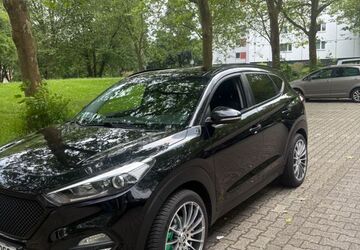 Hyundai TUCSON 83.000 km 15.500 &euro; Hagen 58099