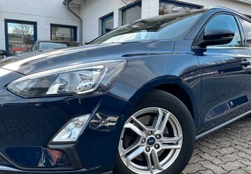 Ford Focus 142.000 km 11.949 &euro; Gummersbach (Zwischen Toom Markt und ATU) 51645