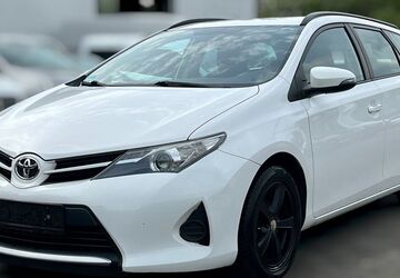 Toyota Auris Touring Sports 160.000 km 5.900 &euro; Hagen 58135
