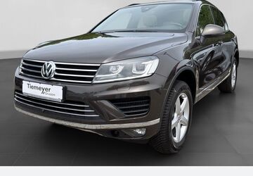 VW Touareg 76.901 km 29.940 &euro; Lüdenscheid 58511