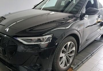 Audi e-tron 29.739 km 31.570 &euro; Hagen 58091