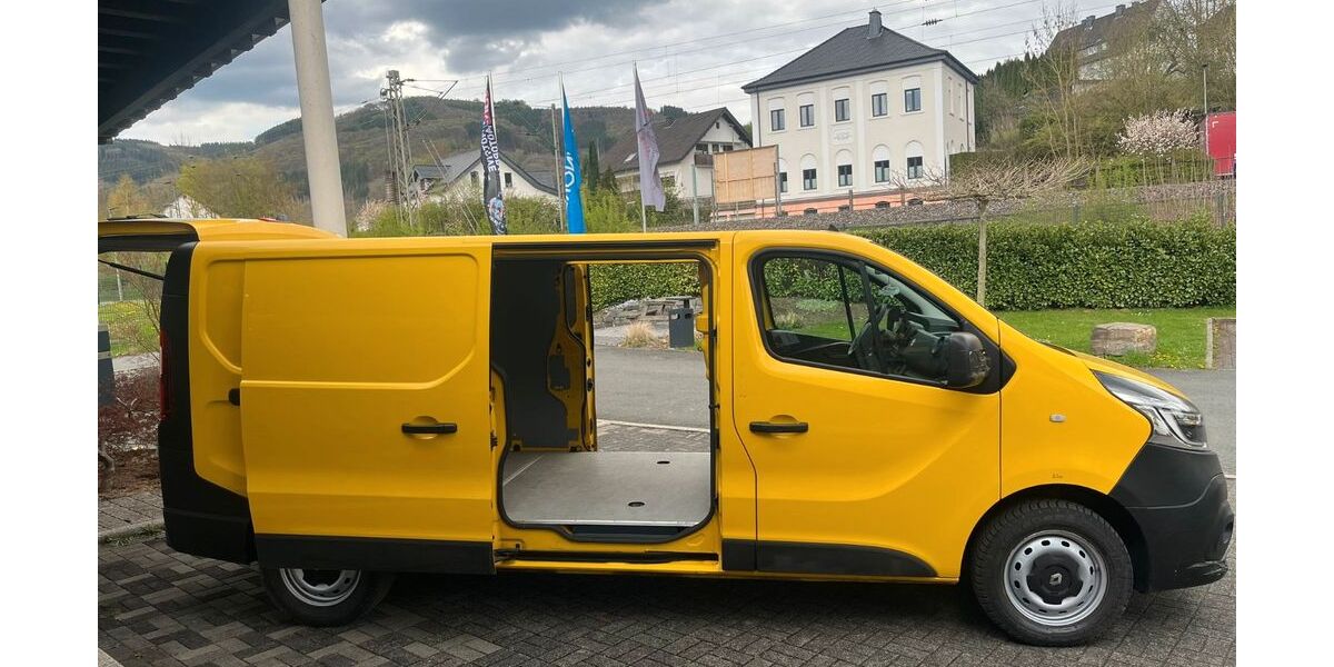 Renault Trafic 33.000 km 13.950 &euro; Finnentrop 57413