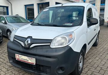 Renault Kangoo 88.000 km 7.949 &euro; Gummersbach (Zwischen Toom Markt und ATU) 51645