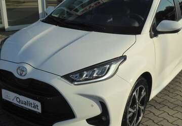 Toyota Yaris 2.330 km 27.990 &euro; Iserlohn 58638