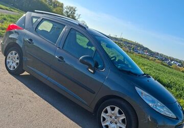Peugeot 207 164.000 km 1.299 &euro; Lindlar 51789