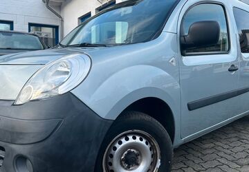 Renault Kangoo 87.500 km 8.949 &euro; Gummersbach (Zwischen Toom Markt und ATU) 51645