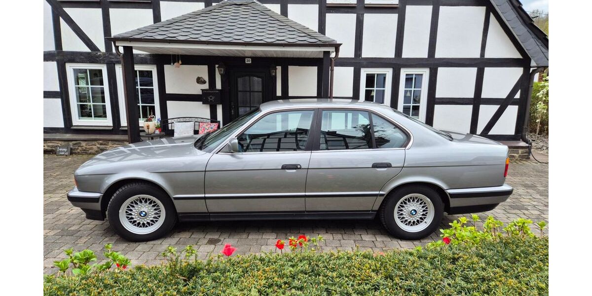 BMW 520 125.000 km 7.499 &euro; Gummersbach 51645