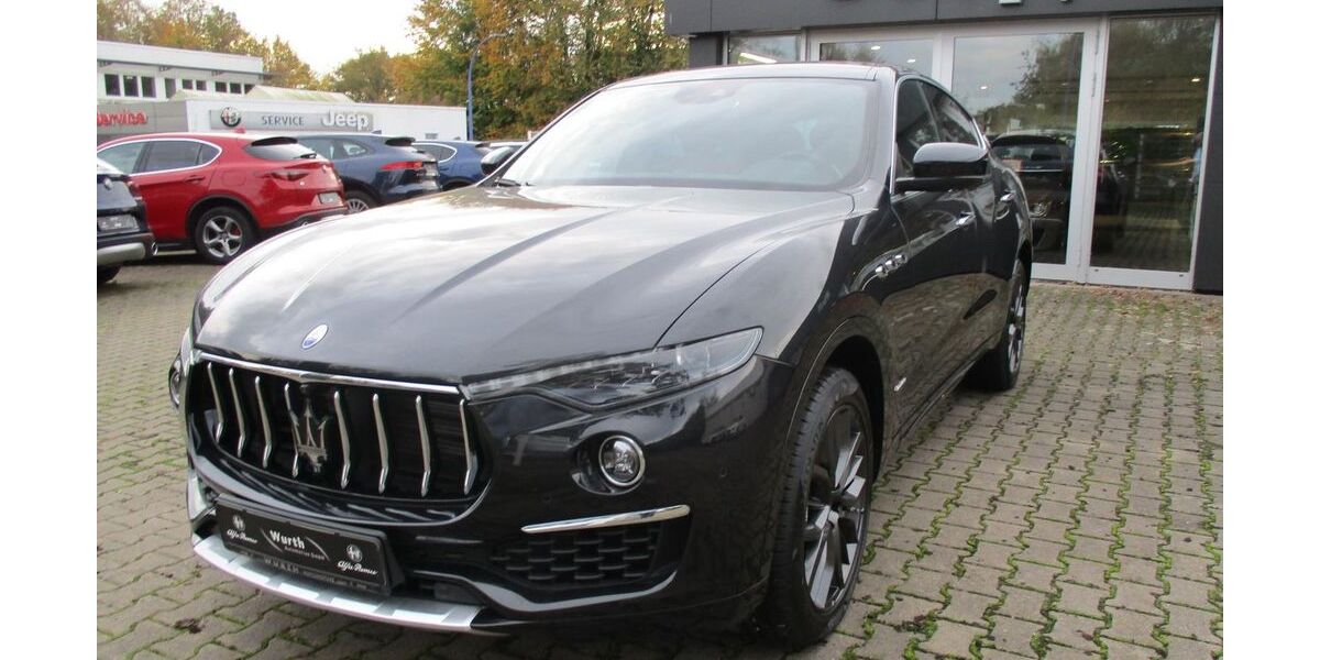 Maserati Levante 68.900 km 50.900 &euro; Schwerte 58239