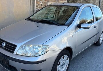 Fiat Punto 88.000 km 2.390 &euro; Menden 58708