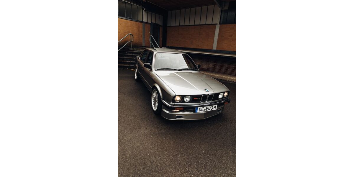 BMW 320 176.000 km 19.999 &euro; Attendorn 57439