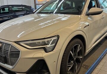 Audi e-tron 128.706 km 27.889 &euro; Hagen 58091