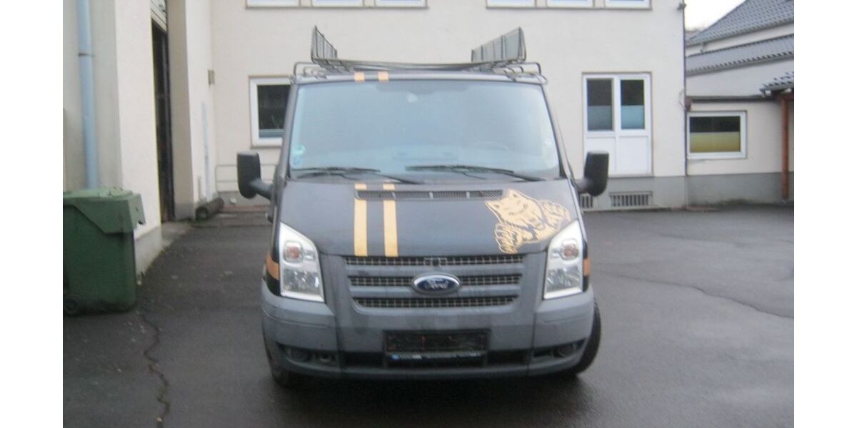 Ford Transit 163.000 km 2.599 &euro; Gummersbach 51643