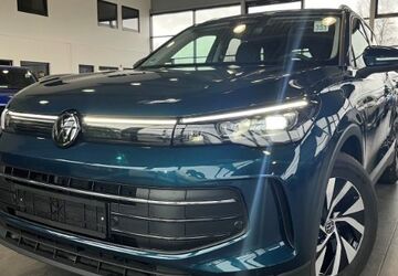 VW Tiguan 12.611 km 34.370 &euro; Attendorn 57439